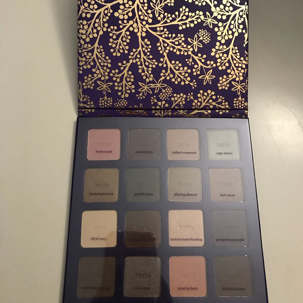 Tarte Amazonian Clay Eyeshadow Palette - 16 Colors